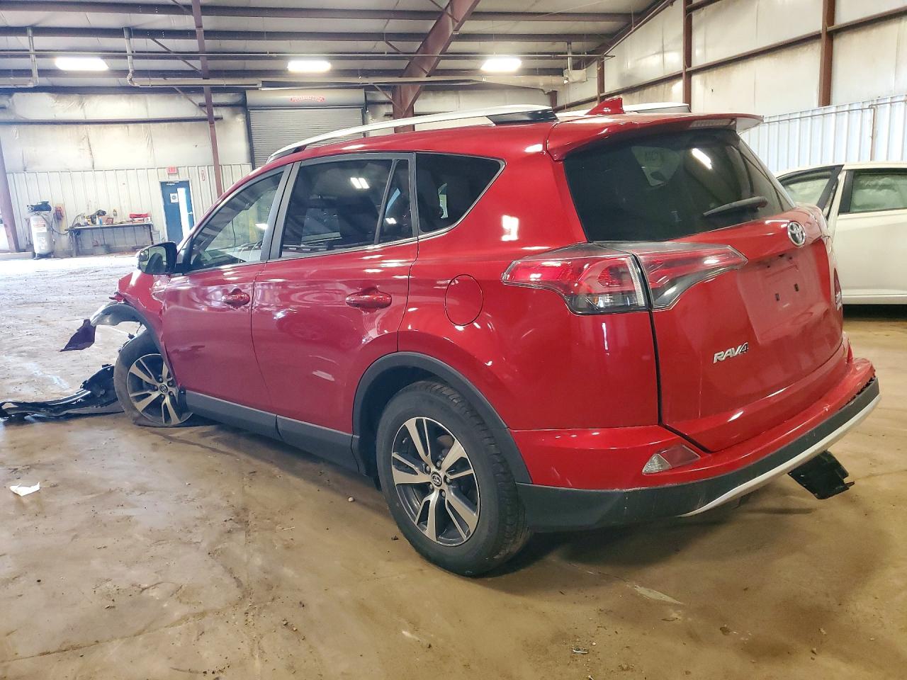 2016 TOYOTA RAV4 XLE — снимка 2