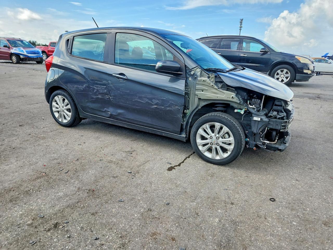 2017 CHEVROLET SPARK 1LT — снимка 4