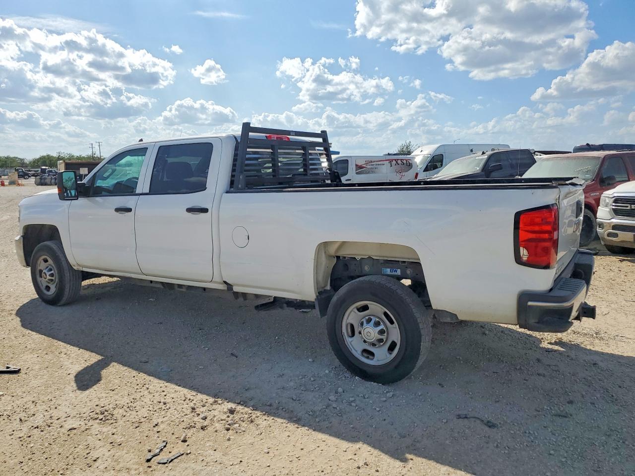 2016 CHEVROLET SILVERADO C2500 HEAVY DUTY — снимка 2
