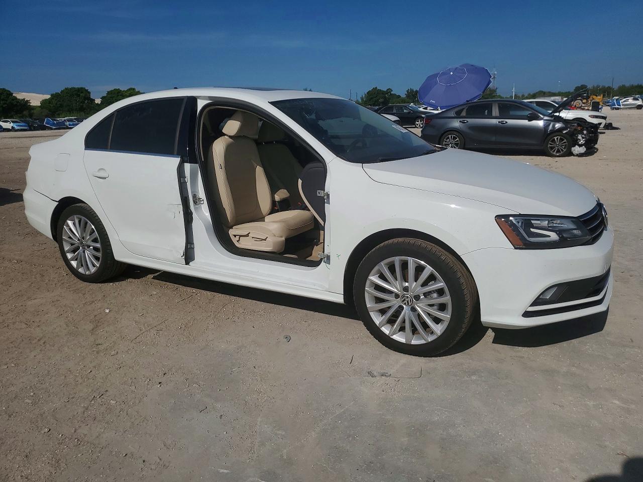 2016 VOLKSWAGEN JETTA SEL — снимка 4