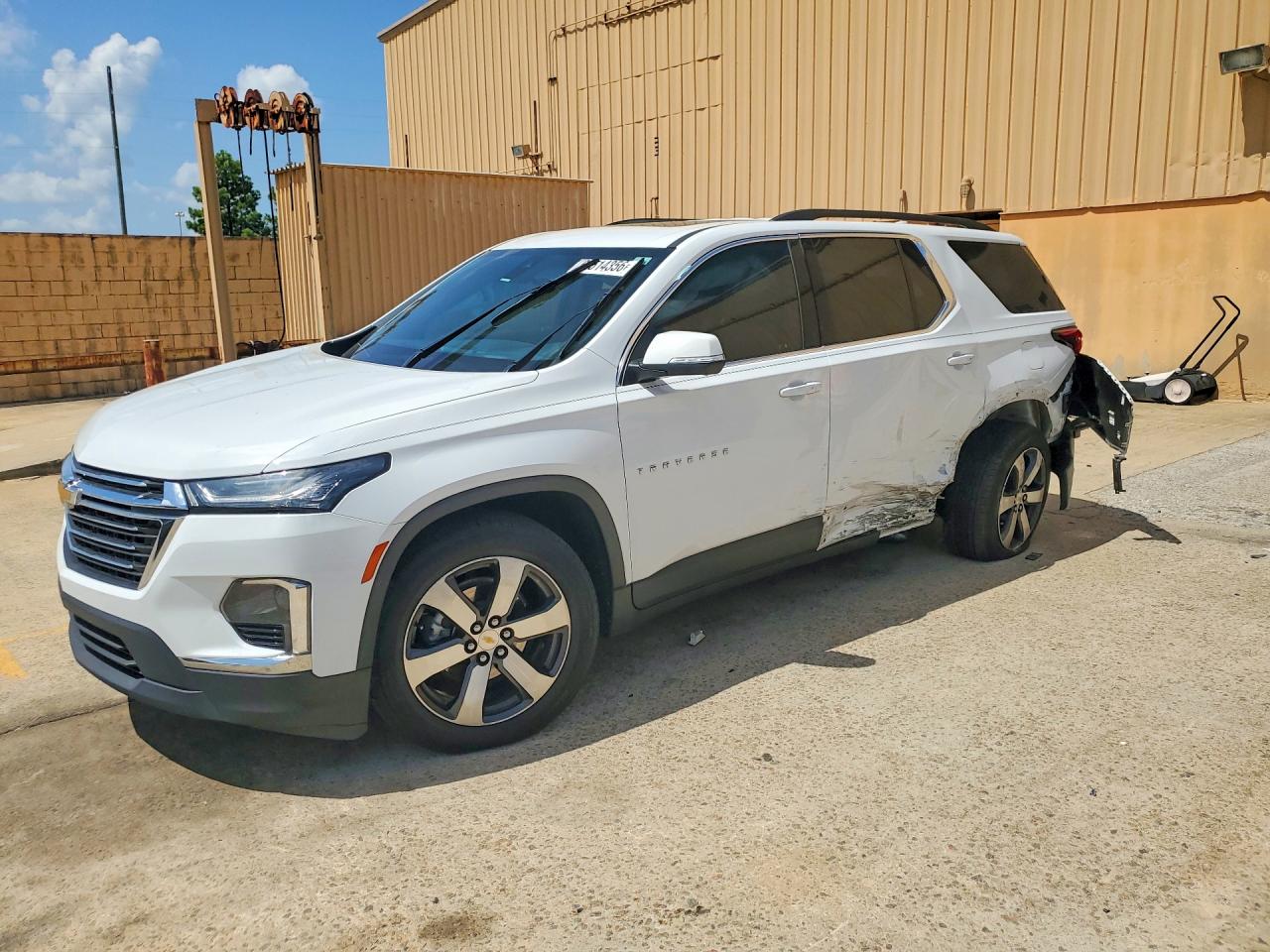 2023 CHEVROLET TRAVERSE LT