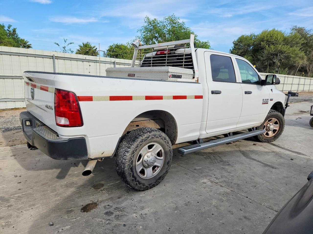 2016 RAM 2500 ST — снимка 3