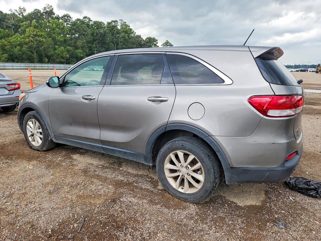 2017 KIA SORENTO L — снимка 2
