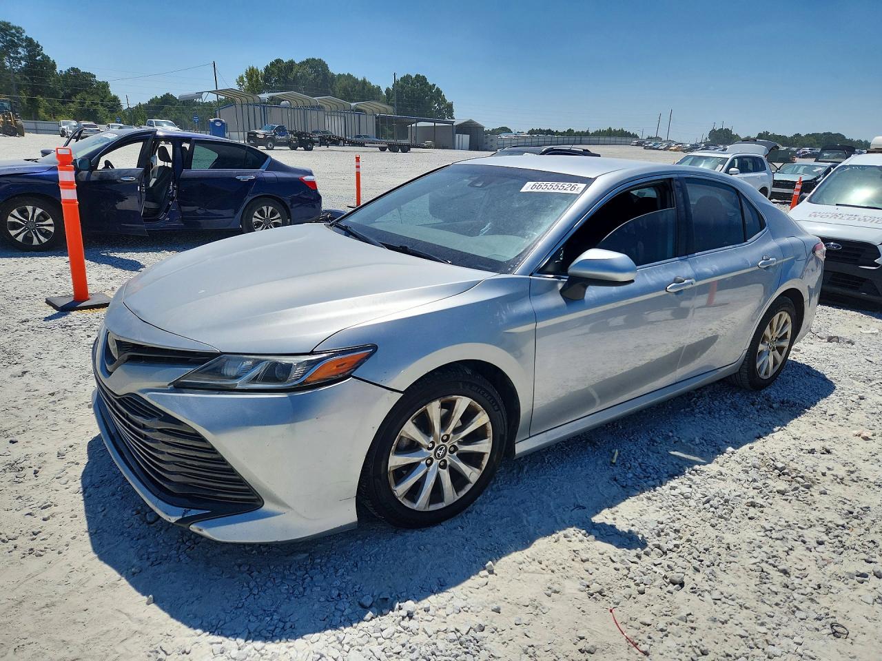 2019 TOYOTA CAMRY LE