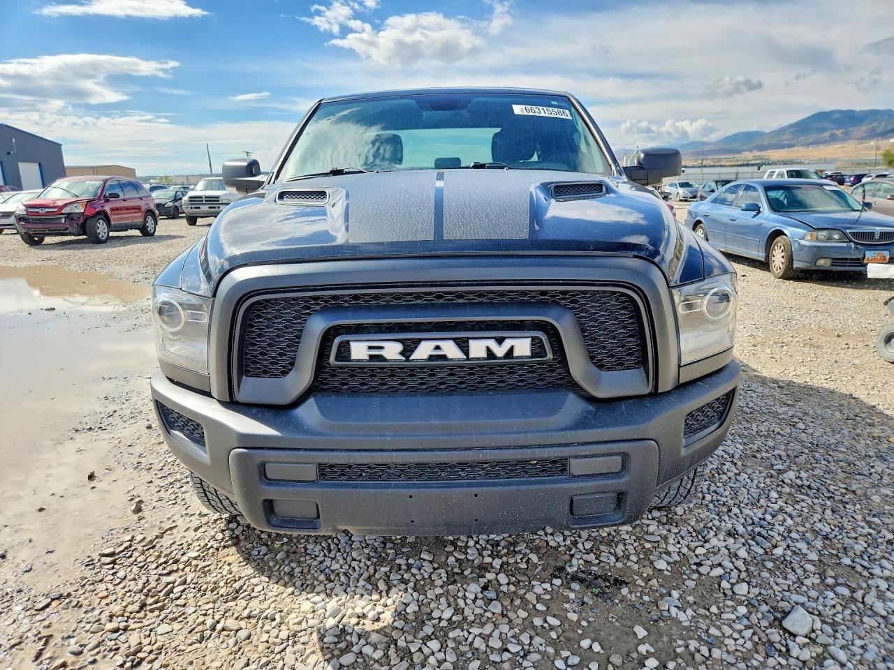 2022 RAM 1500 CLASSIC SLT — photo 5