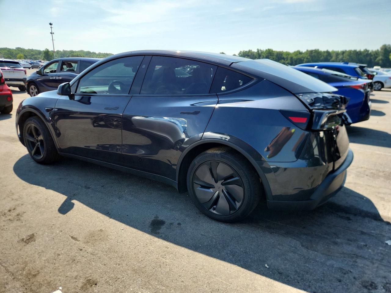 2026 TESLA MODEL Y — снимка 2