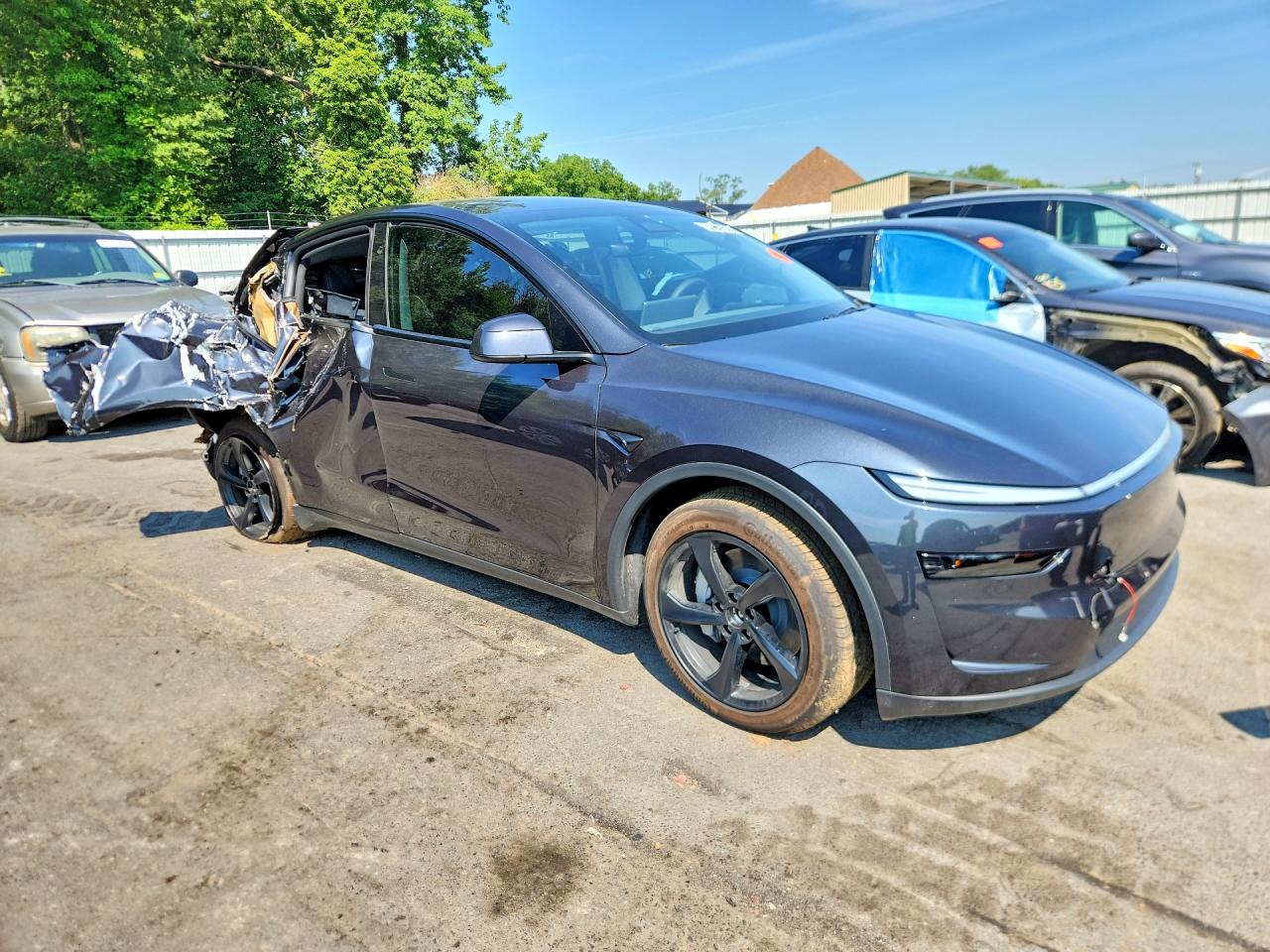 2026 TESLA MODEL Y — снимка 4