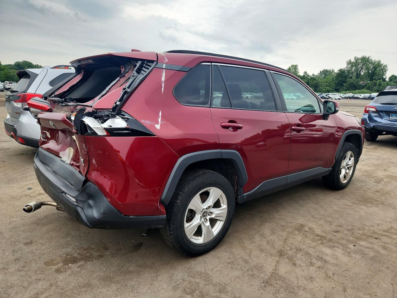 2021 TOYOTA RAV4 XLE — снимка 3