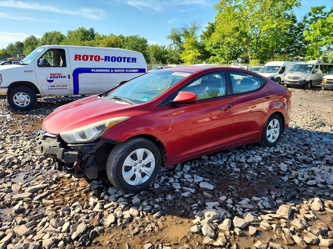 2016 HYUNDAI ELANTRA SE