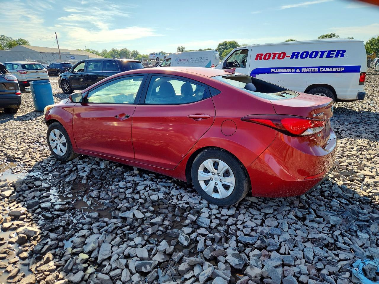2016 HYUNDAI ELANTRA SE — снимка 2