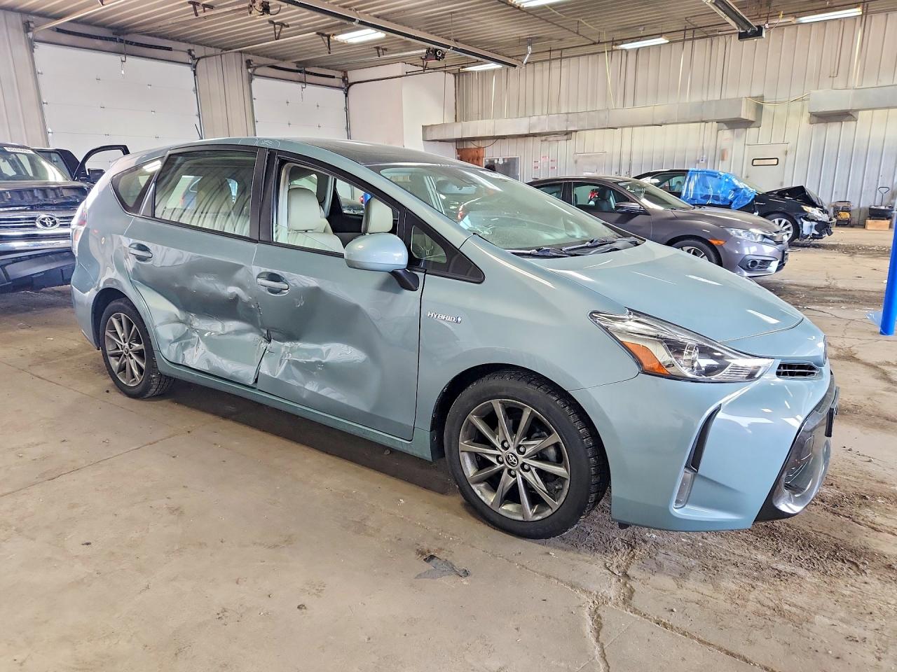 2016 TOYOTA PRIUS V FIVE — снимка 4