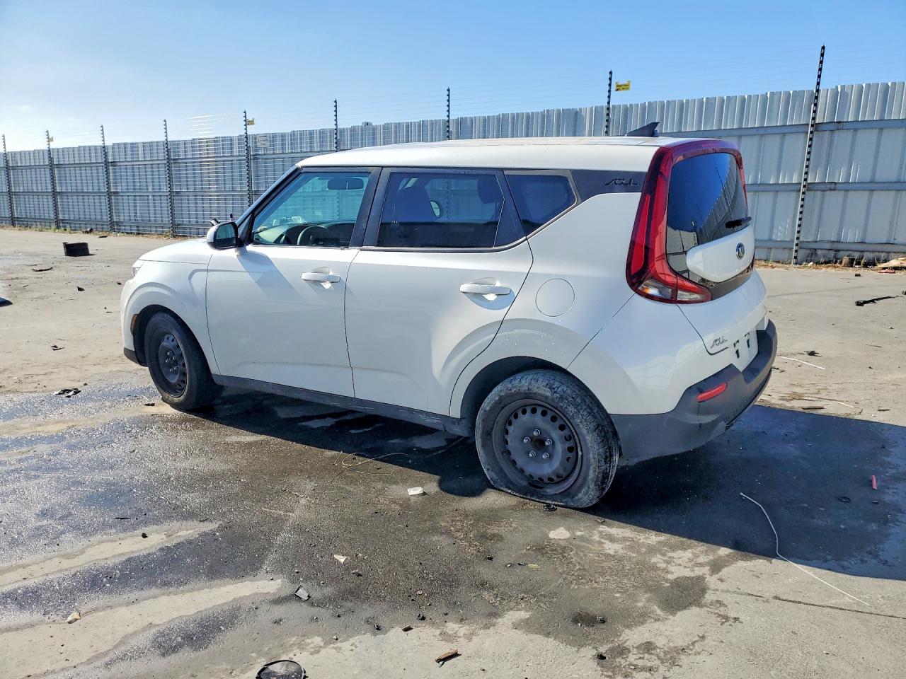 2020 KIA SOUL LX — снимка 2