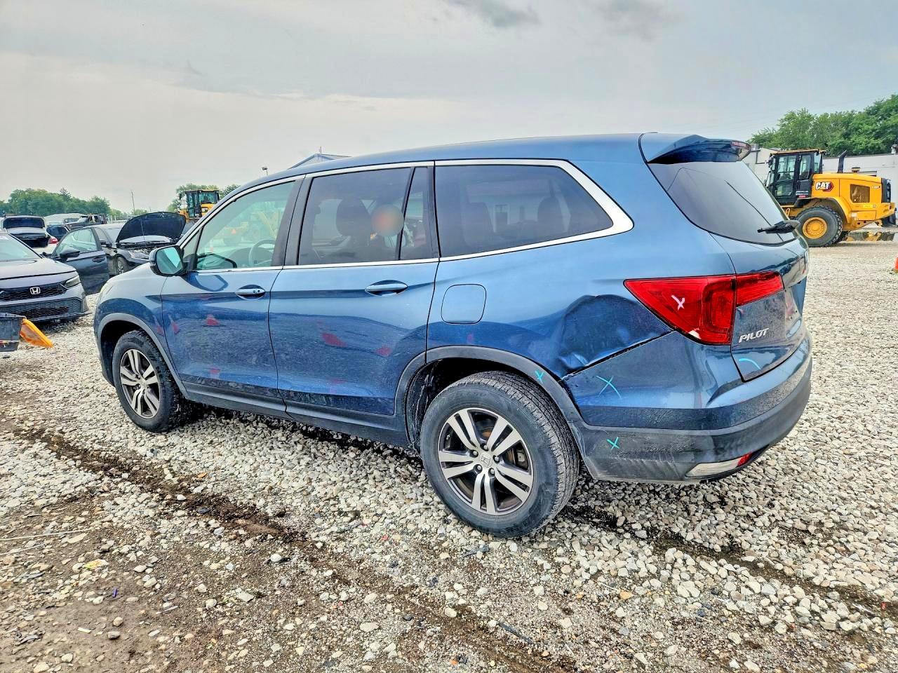 2017 HONDA PILOT EX — снимка 2