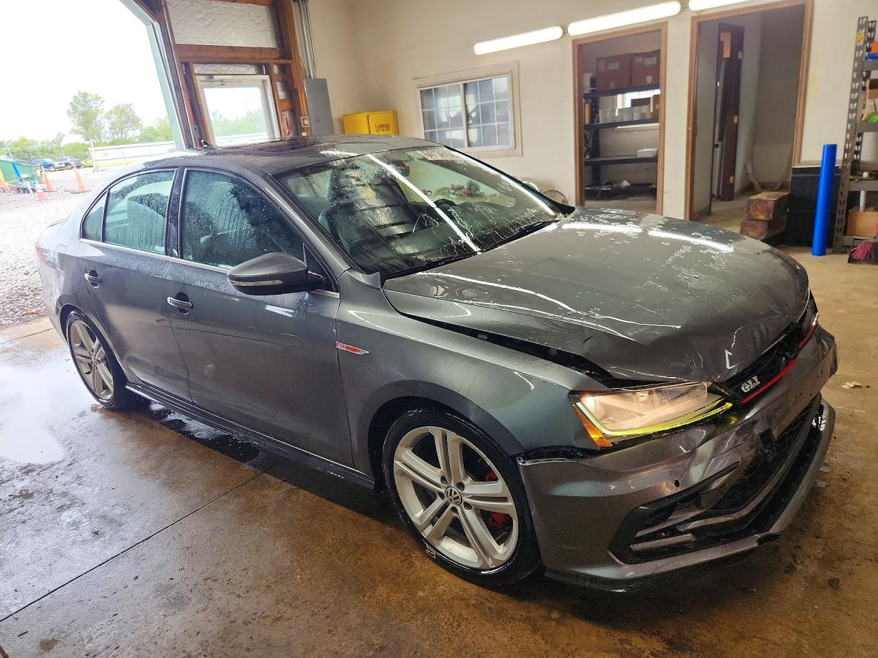 2017 VOLKSWAGEN JETTA GLI — снимка 4
