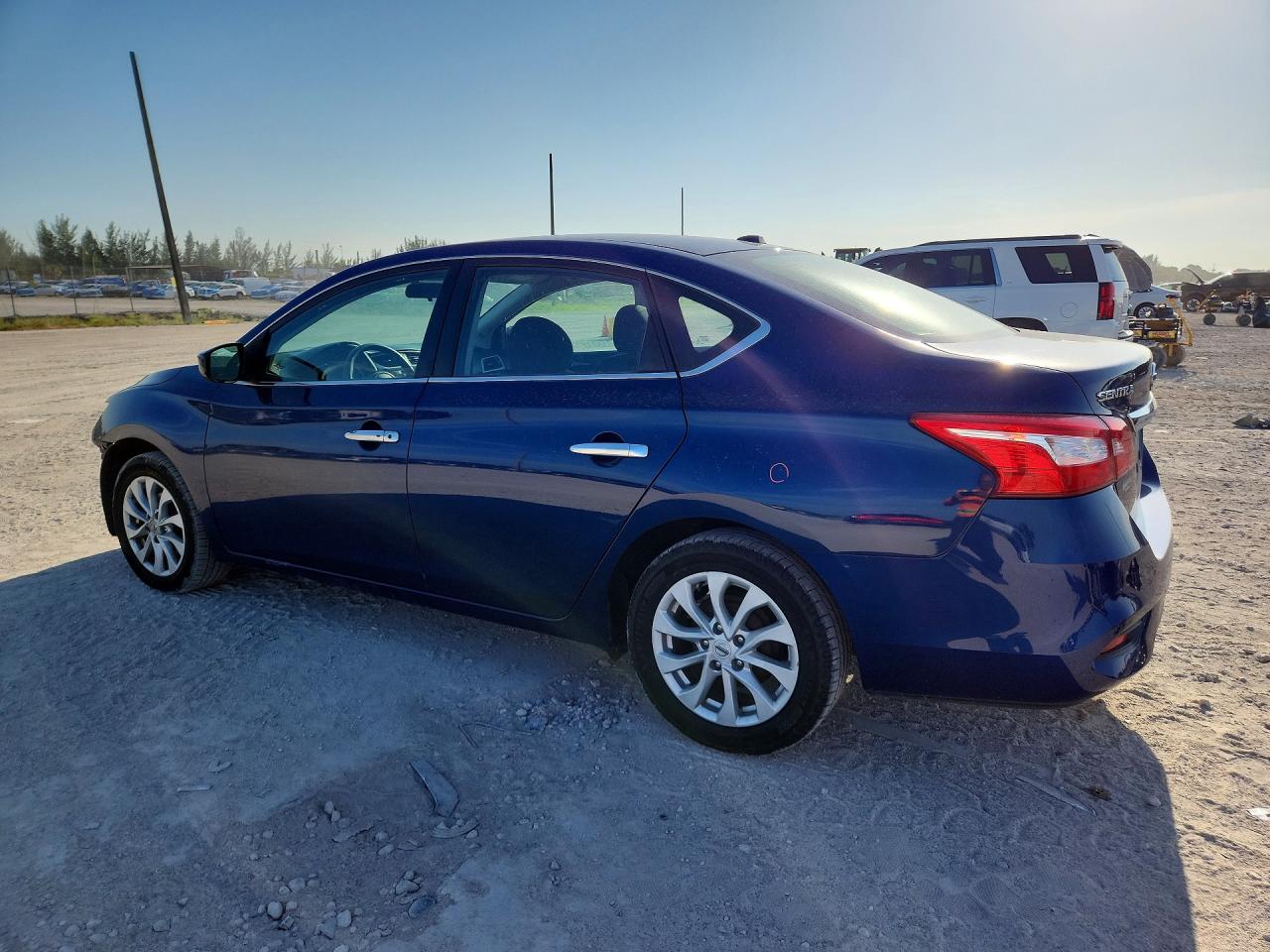 2019 NISSAN SENTRA SV — снимка 2