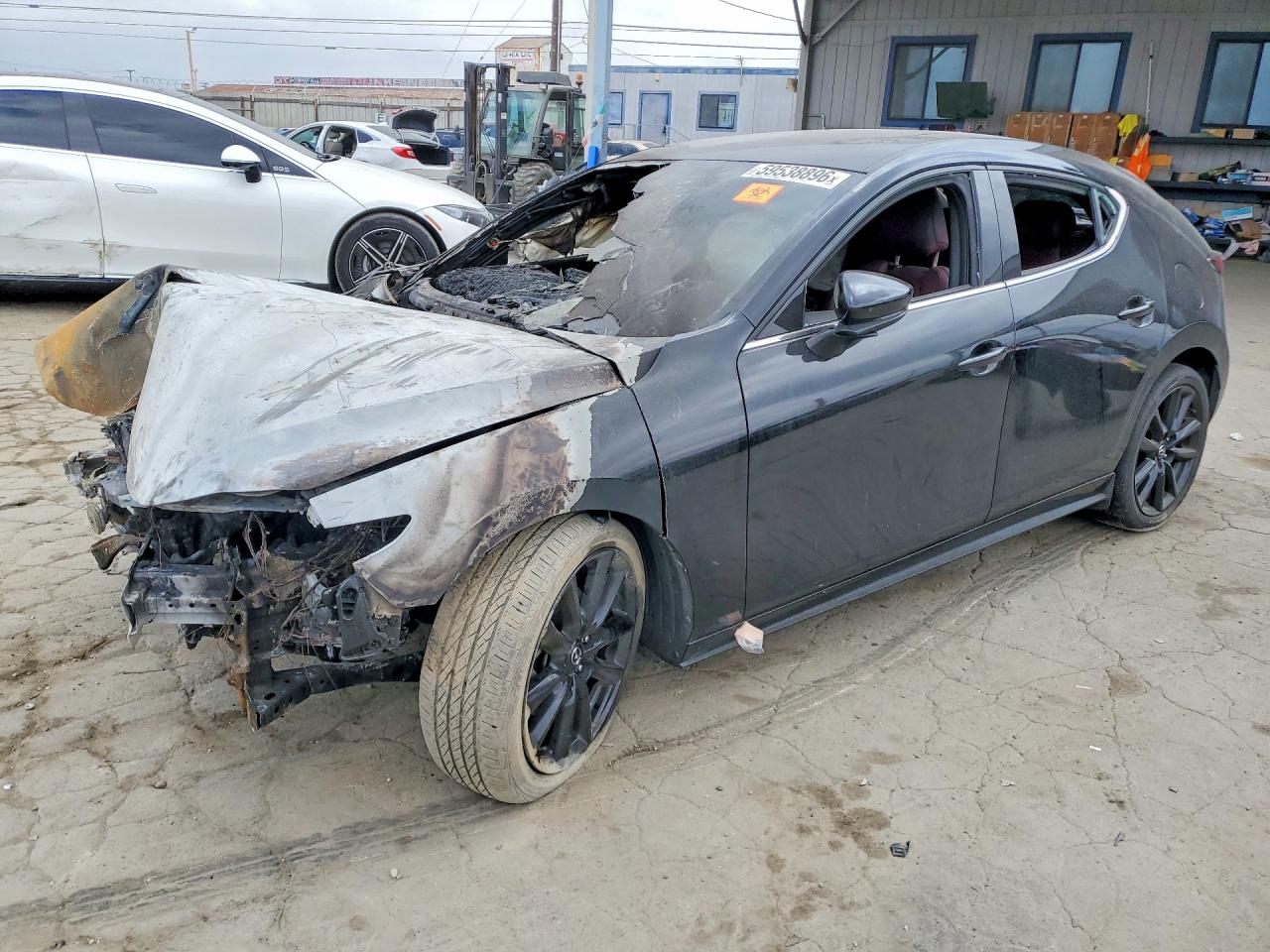 2023 MAZDA 3 PREMIUM