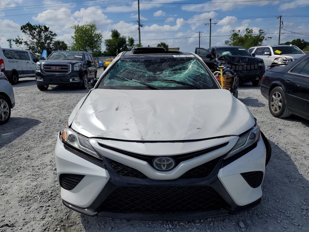 2020 TOYOTA CAMRY XSE — снимка 5