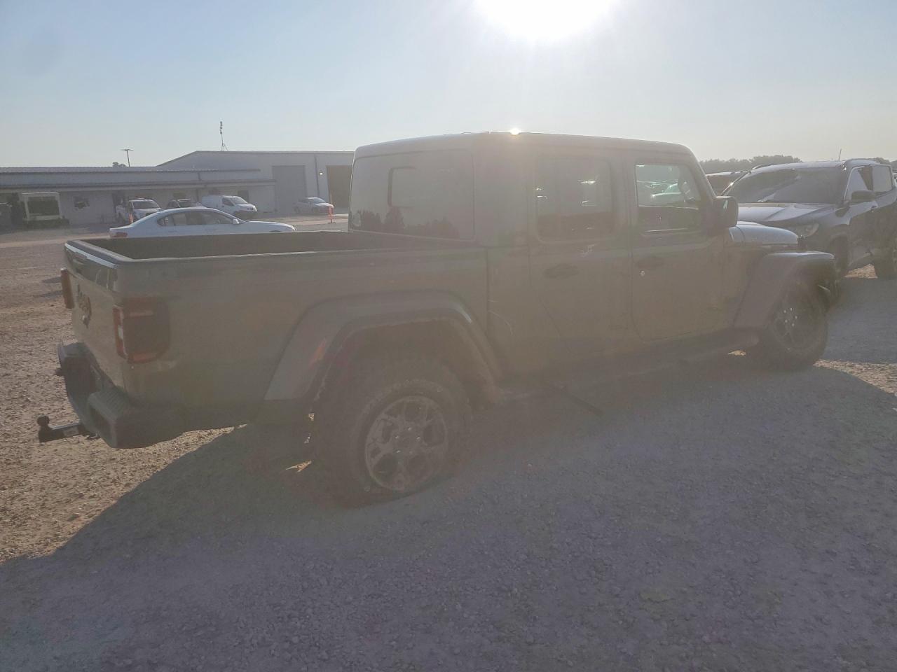 2025 JEEP GLADIATOR SPORT — снимка 3