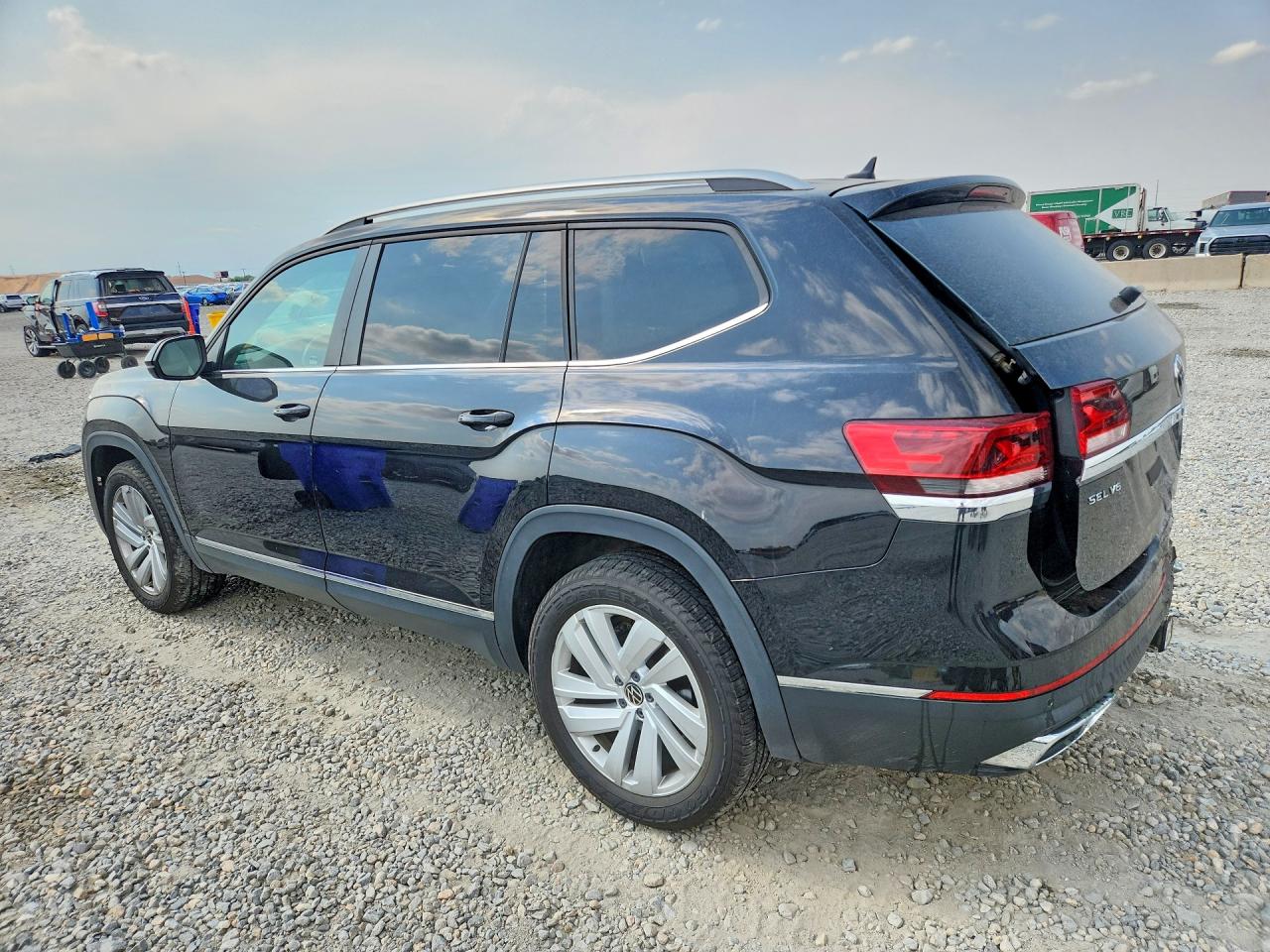 2021 VOLKSWAGEN ATLAS SEL — снимка 2
