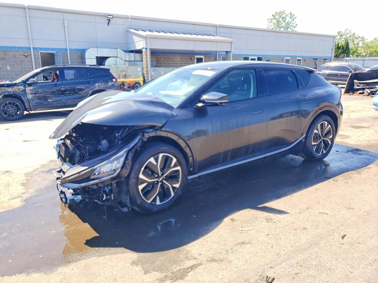 2022 KIA EV6 WIND