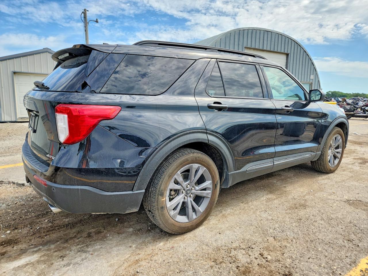 2021 FORD EXPLORER XLT — снимка 3
