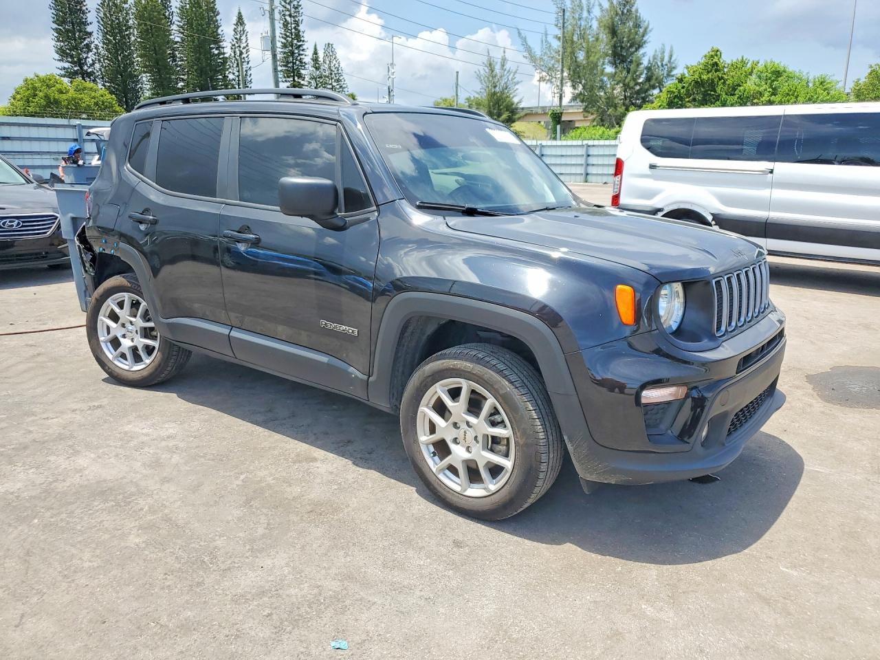 2022 JEEP RENEGADE LATITUDE — снимка 4