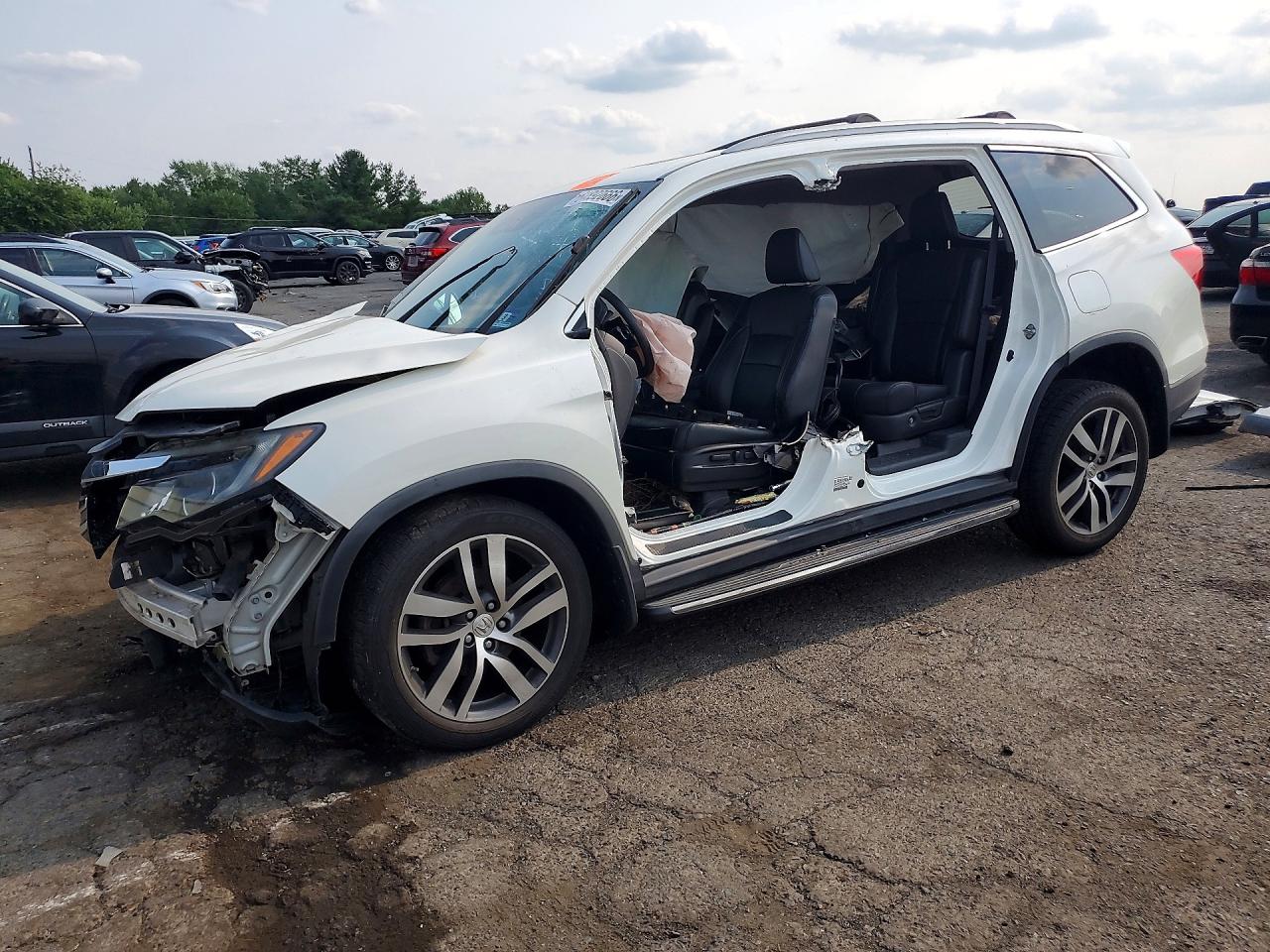 2017 HONDA PILOT ELITE