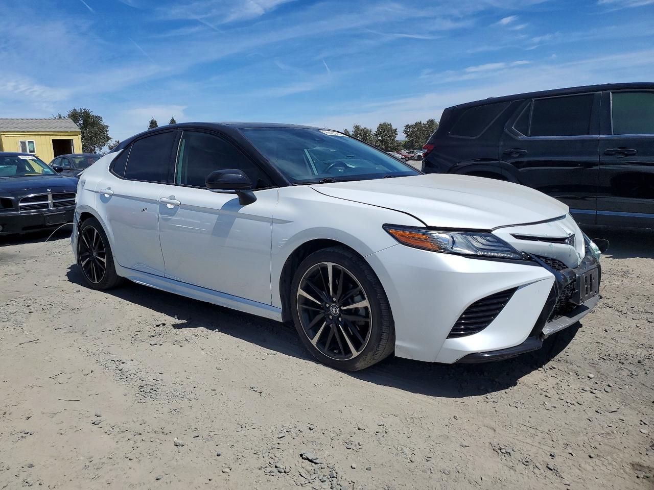 2019 TOYOTA CAMRY XSE — снимка 4