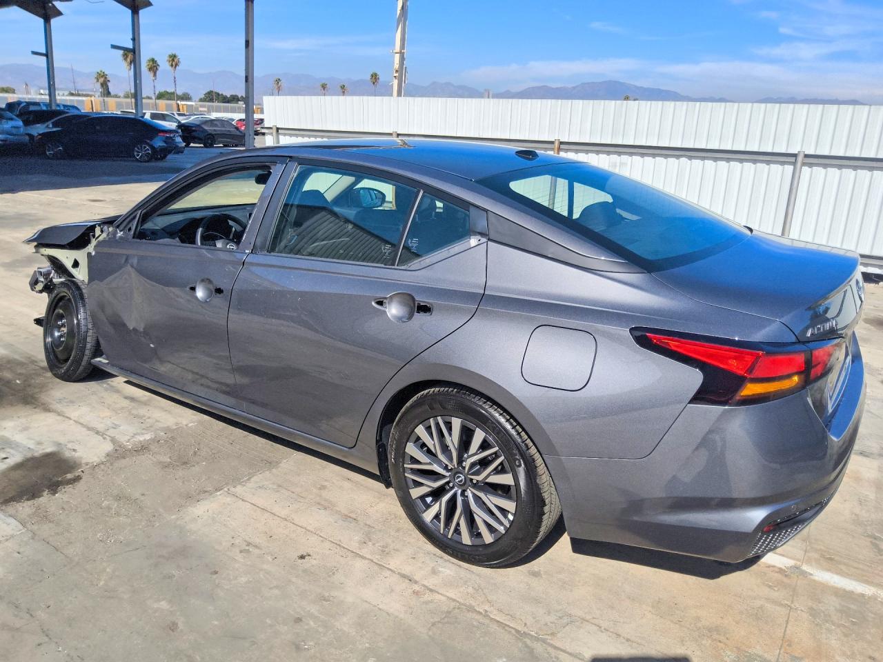 2026 NISSAN ALTIMA SV — снимка 2
