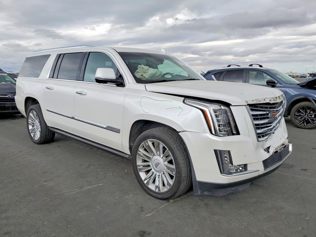 2016 CADILLAC ESCALADE ESV PLATINUM — снимка 4