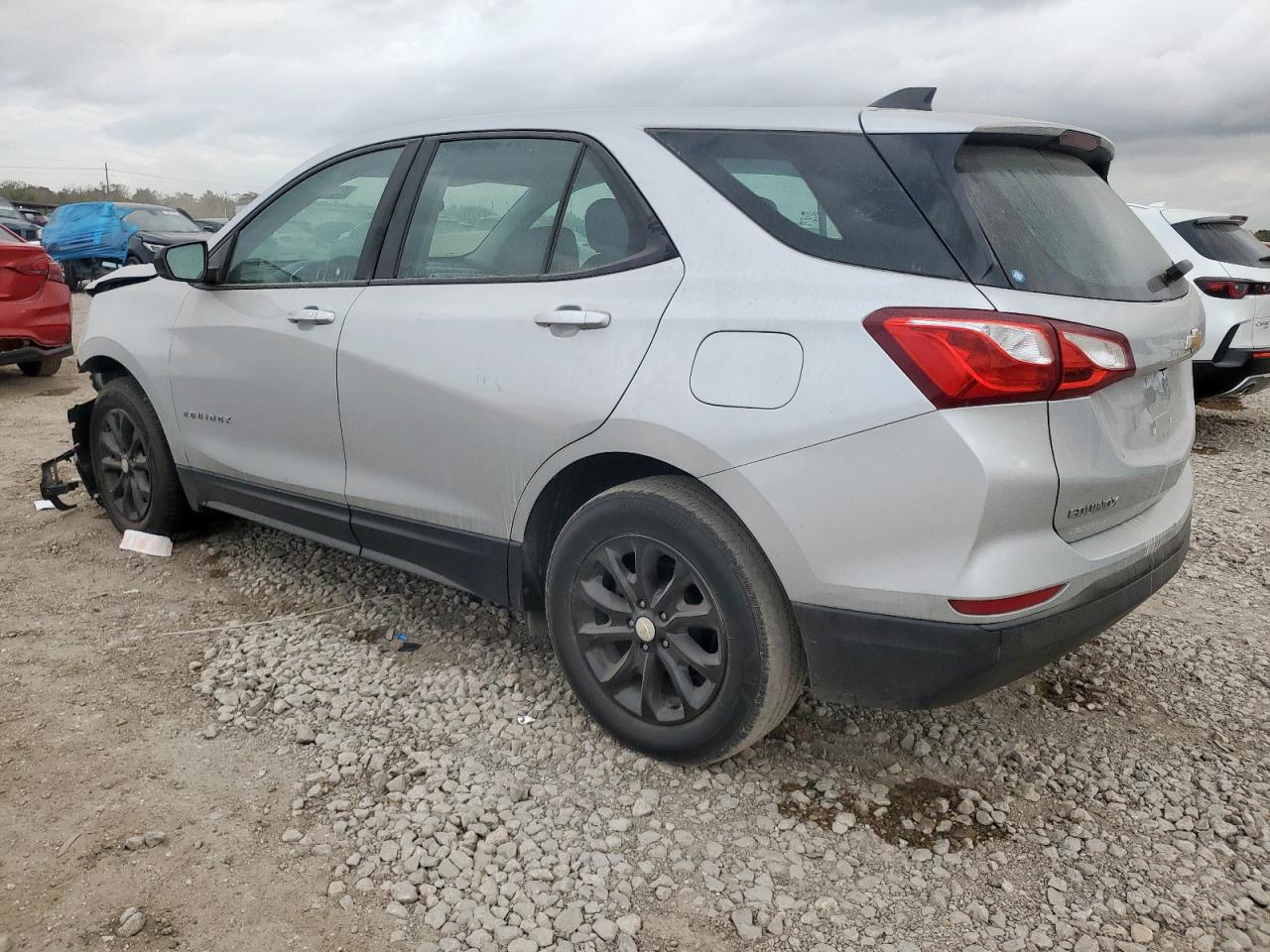 2021 CHEVROLET EQUINOX LS — снимка 2