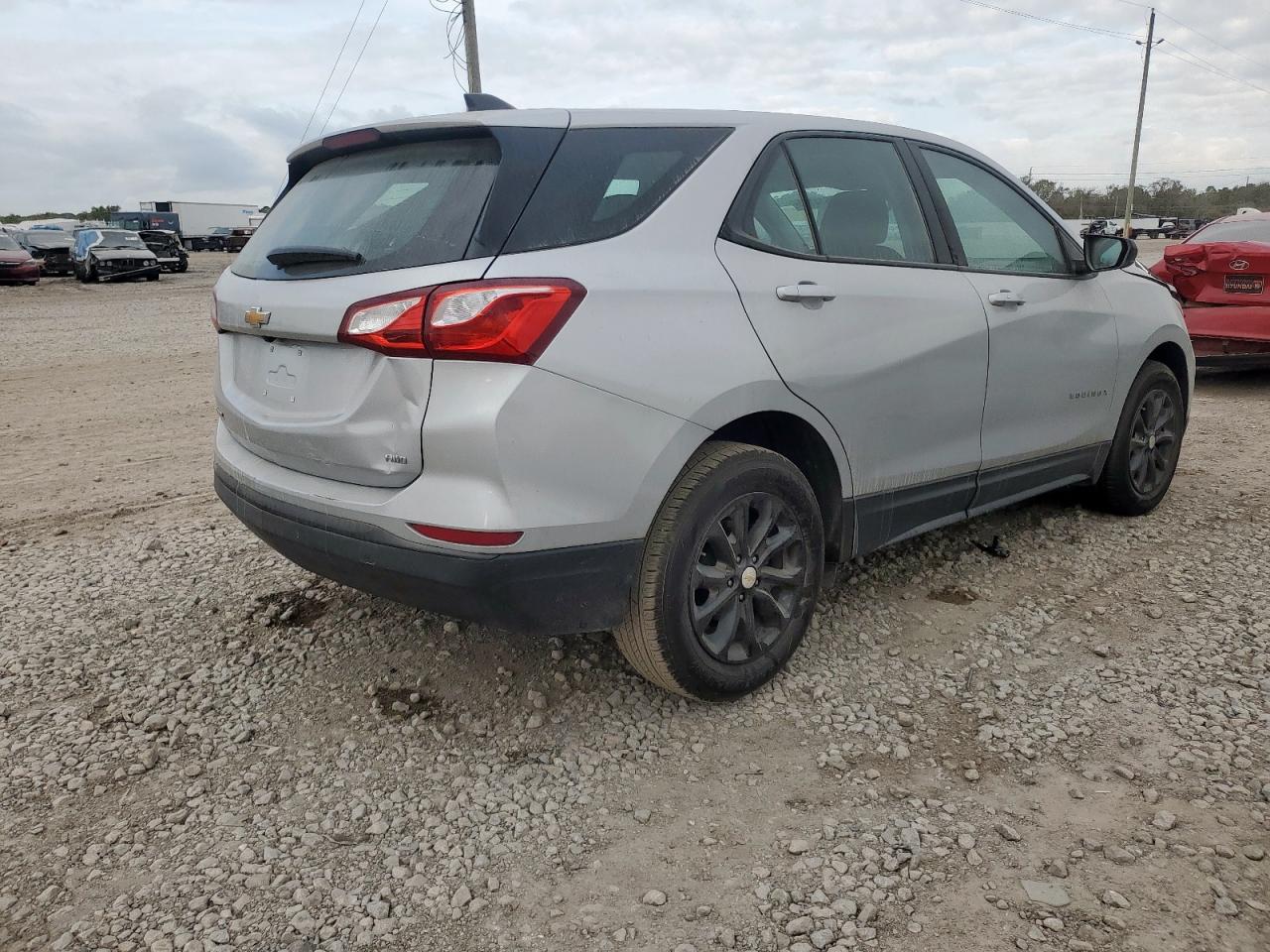 2021 CHEVROLET EQUINOX LS — снимка 3