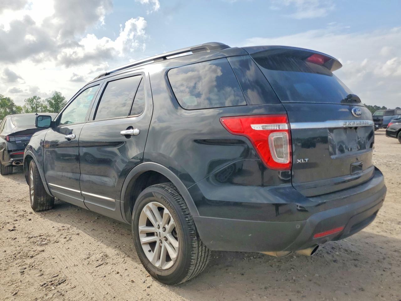 2015 FORD EXPLORER XLT — снимка 2