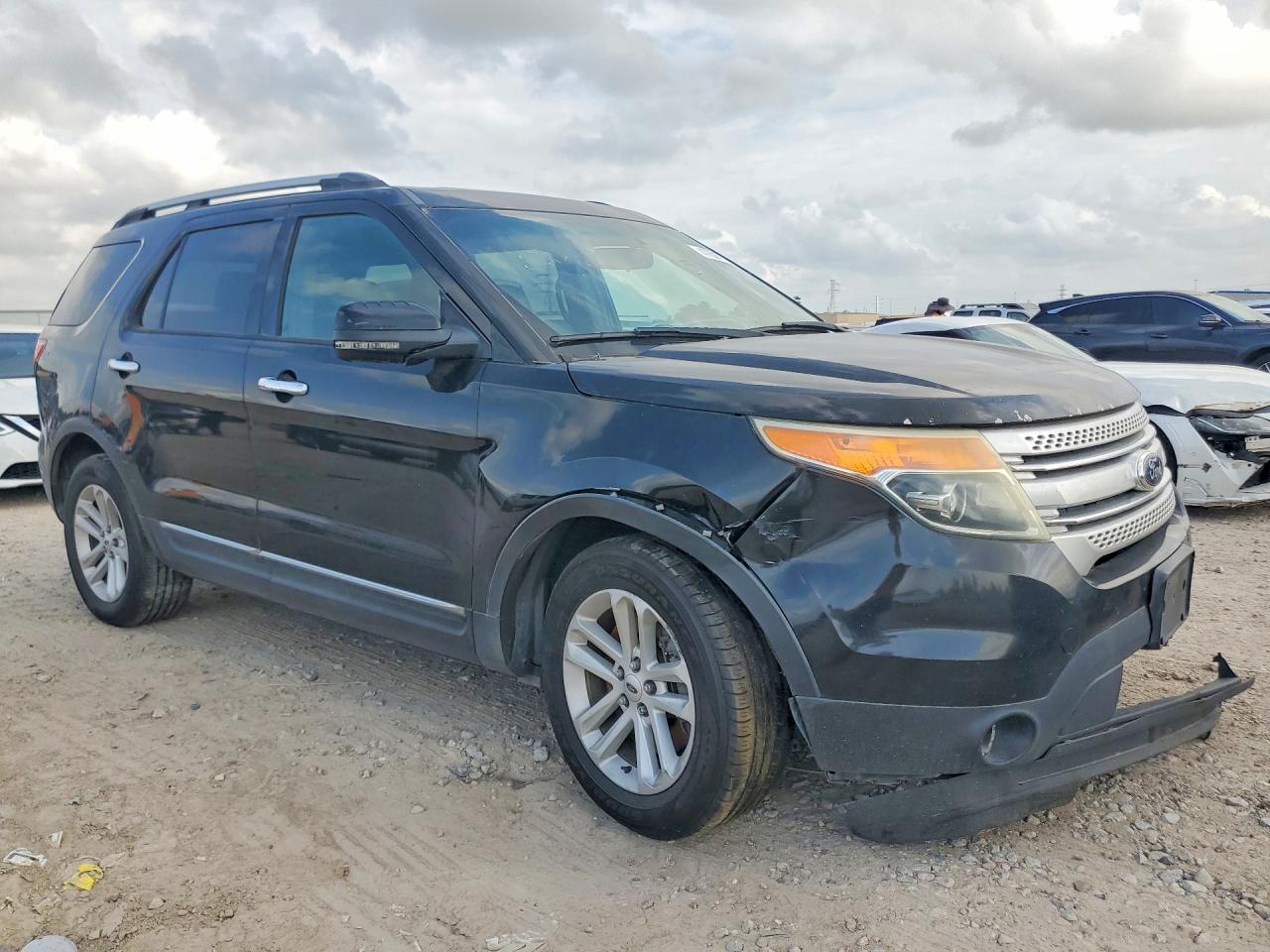 2015 FORD EXPLORER XLT — снимка 4