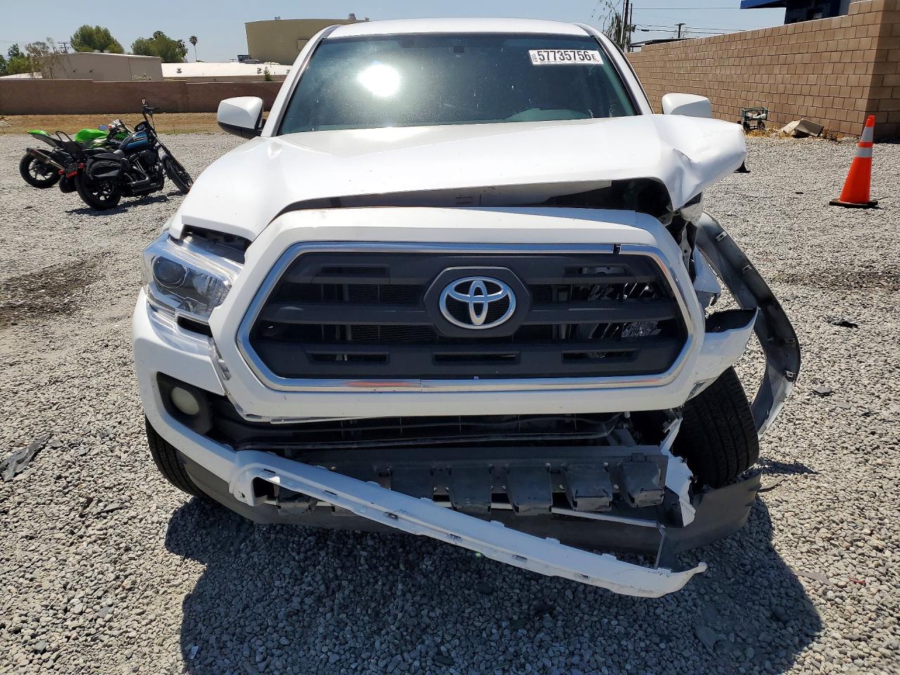 2017 TOYOTA TACOMA SR5 — снимка 5