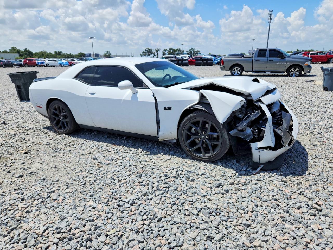 2022 DODGE CHALLENGER R/T — снимка 4