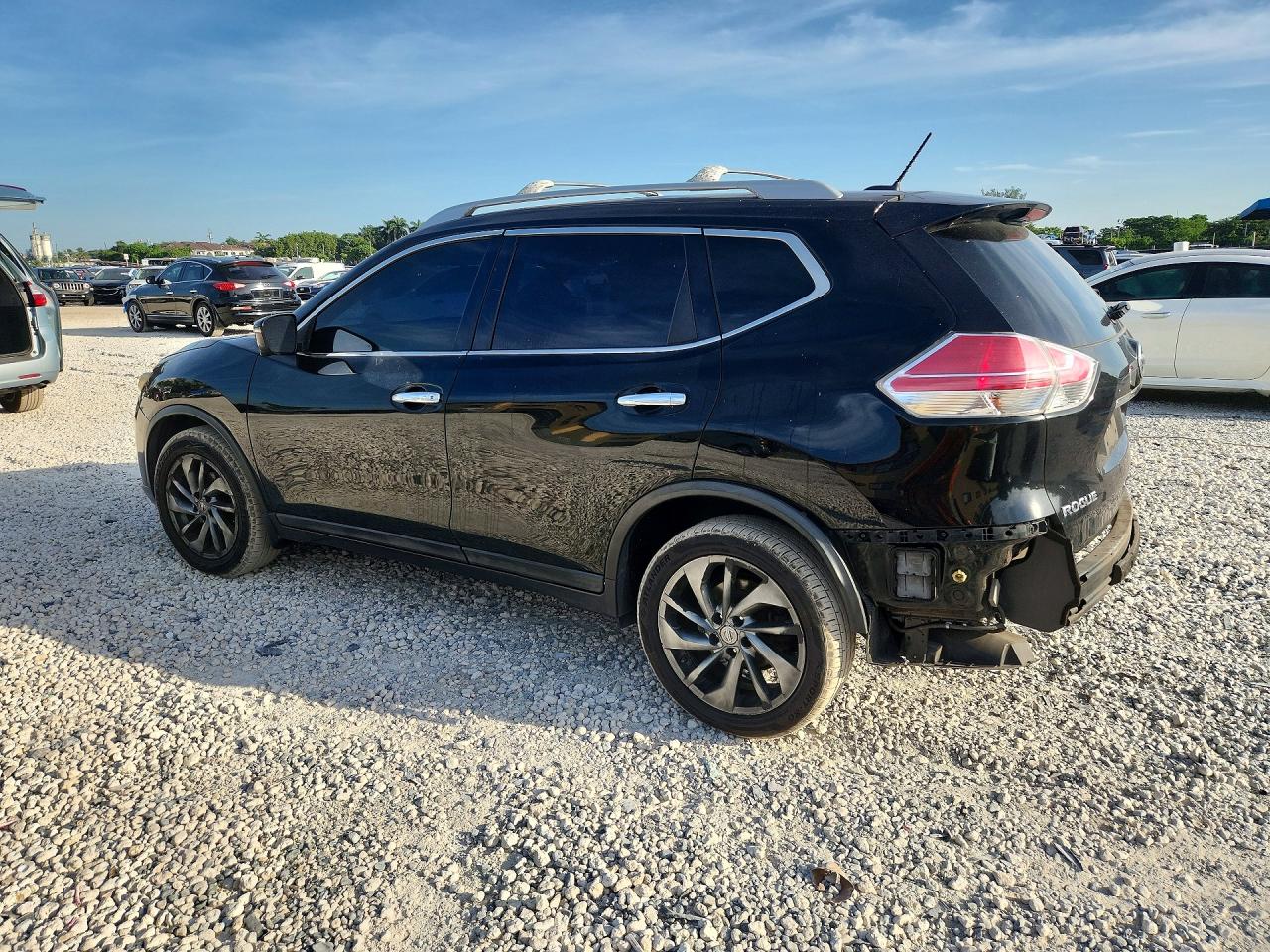 2015 NISSAN ROGUE SL — снимка 2