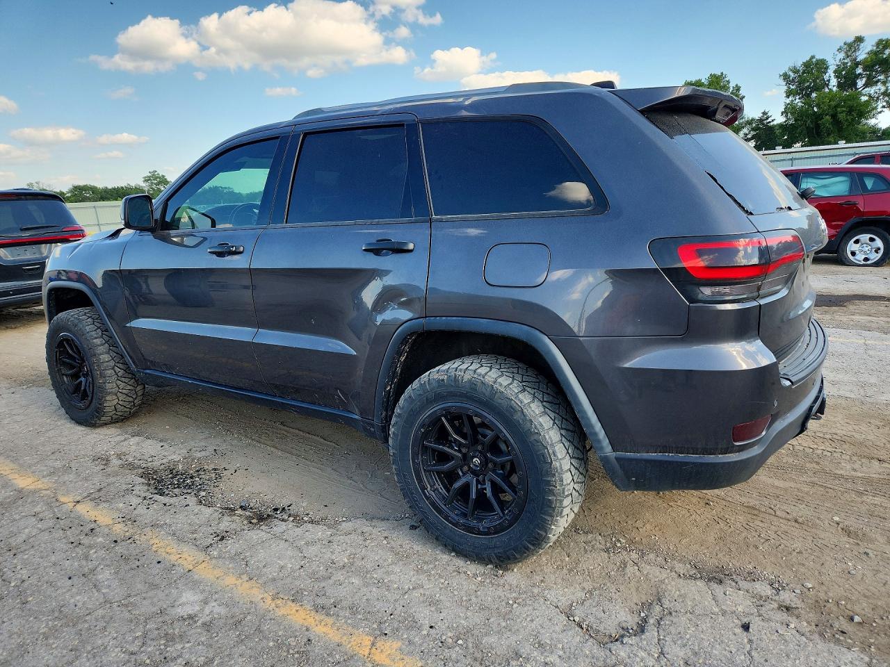 2018 JEEP GRAND CHEROKEE LIMITED — снимка 2