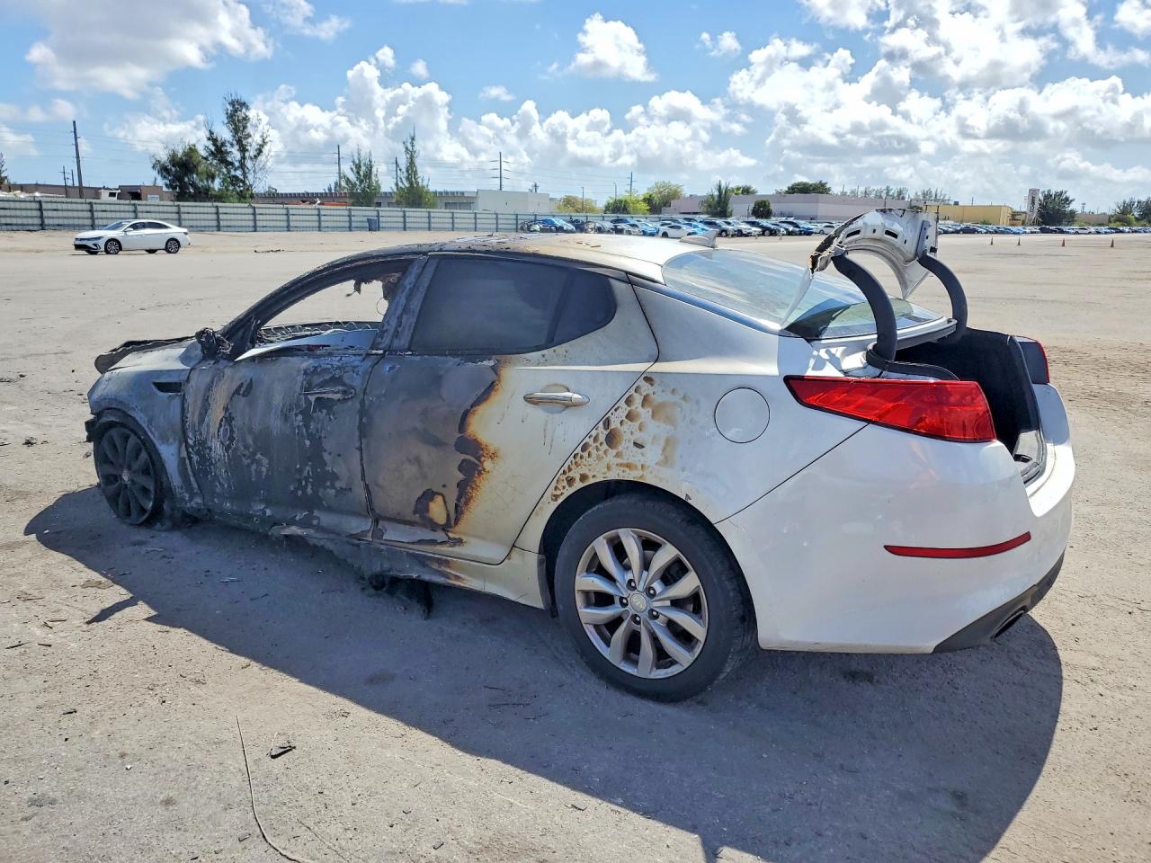 2015 KIA OPTIMA LX — снимка 2