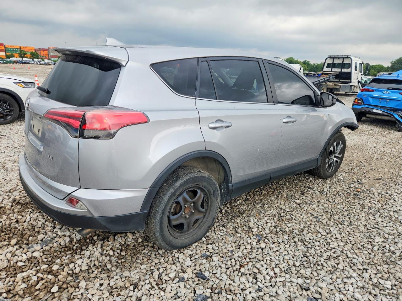 2018 TOYOTA RAV4 LE — снимка 3