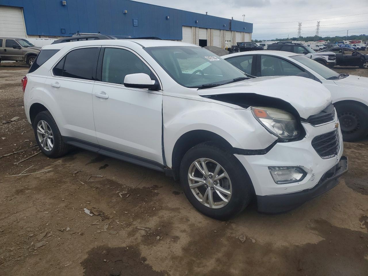 2017 CHEVROLET EQUINOX LT — снимка 4