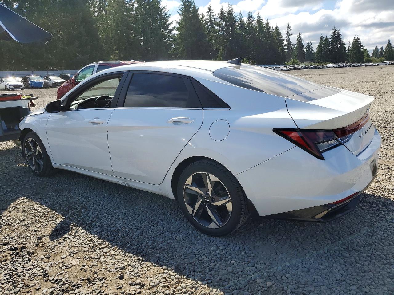 2022 HYUNDAI ELANTRA SEL — снимка 2