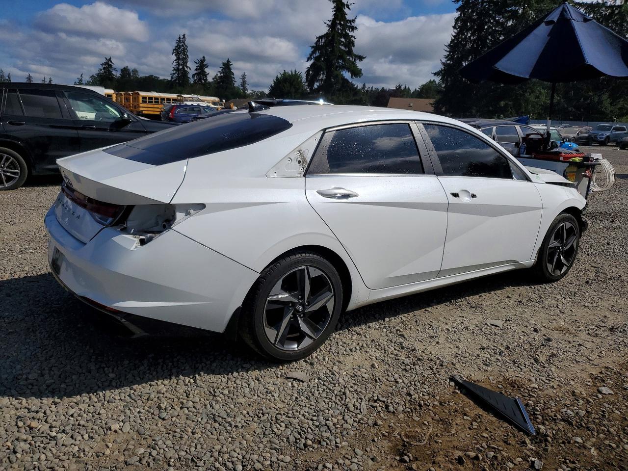 2022 HYUNDAI ELANTRA SEL — снимка 3