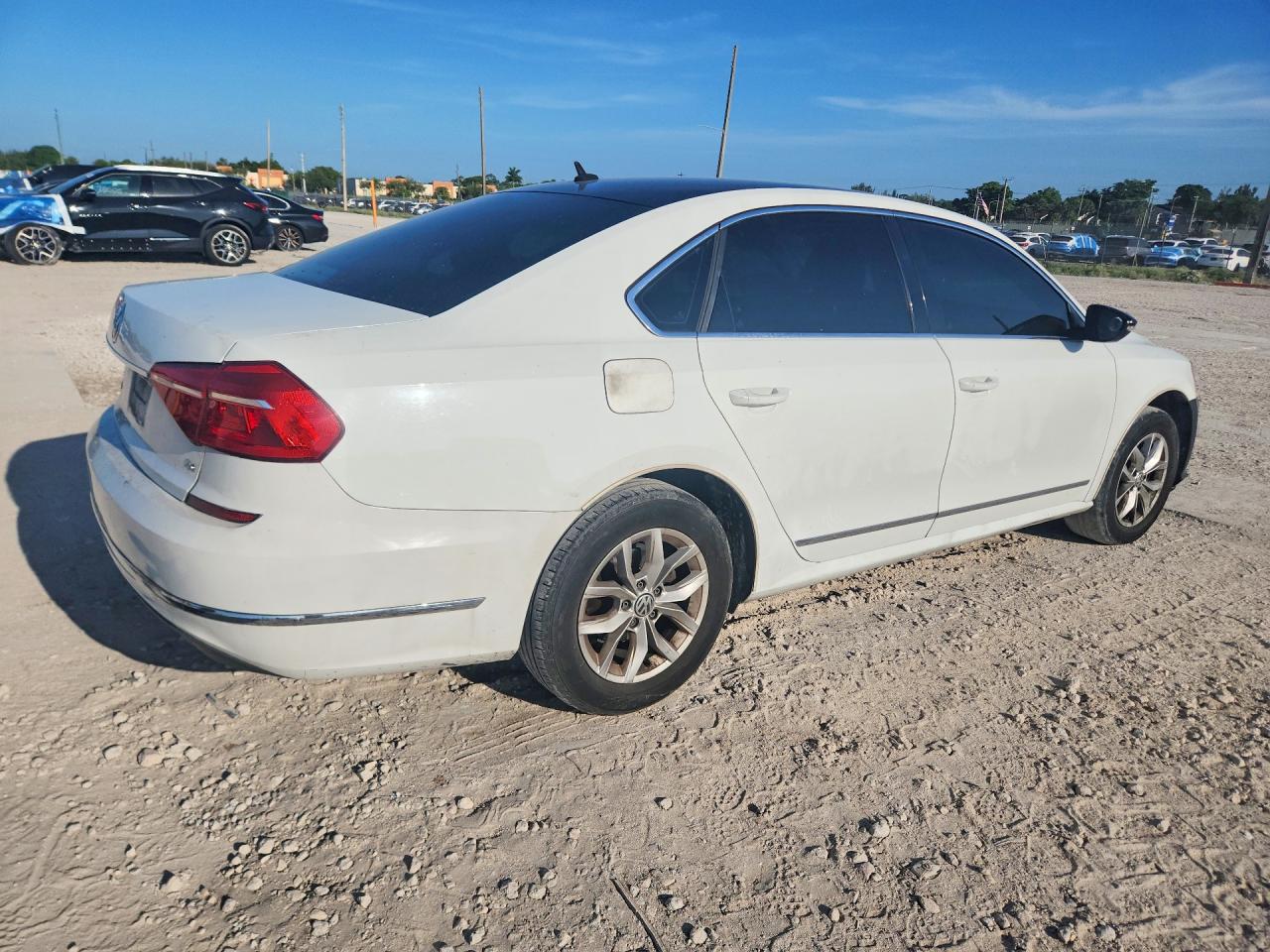 2016 VOLKSWAGEN PASSAT S — снимка 3