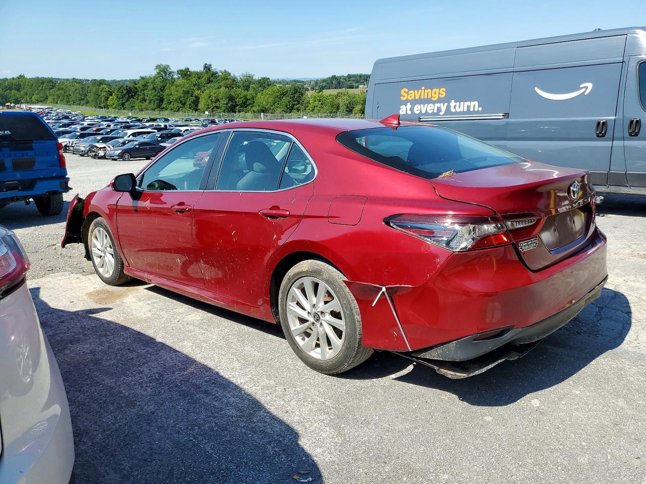 2021 TOYOTA CAMRY LE — снимка 2