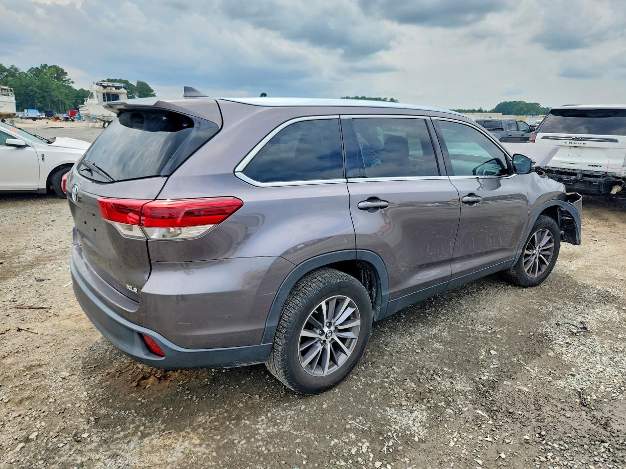 2019 TOYOTA HIGHLANDER XLE — снимка 3