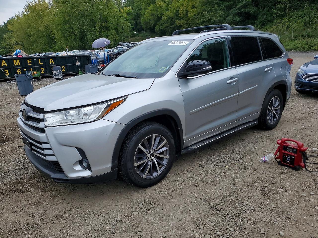 2018 TOYOTA HIGHLANDER XLE