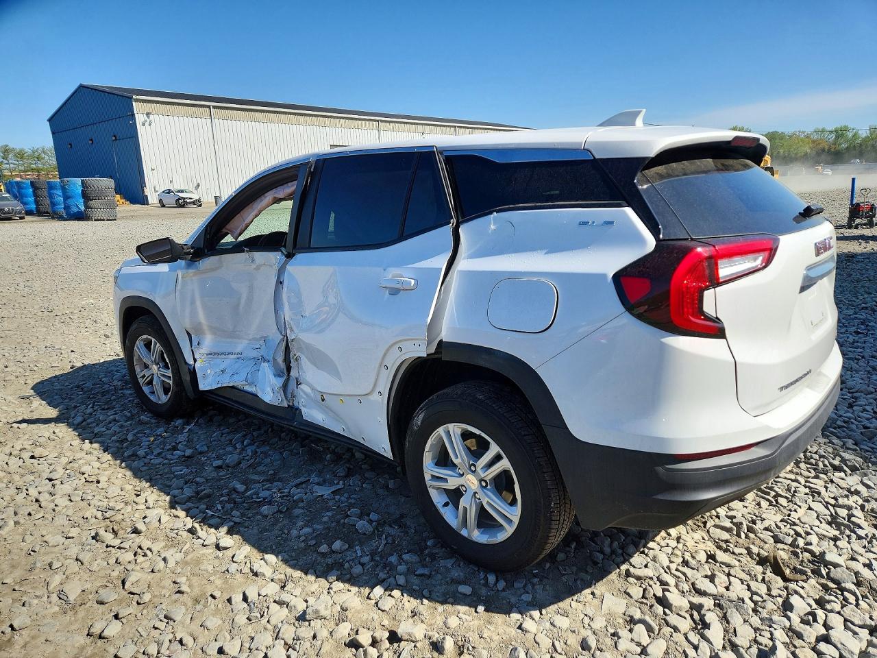 2024 GMC TERRAIN SLE — снимка 2