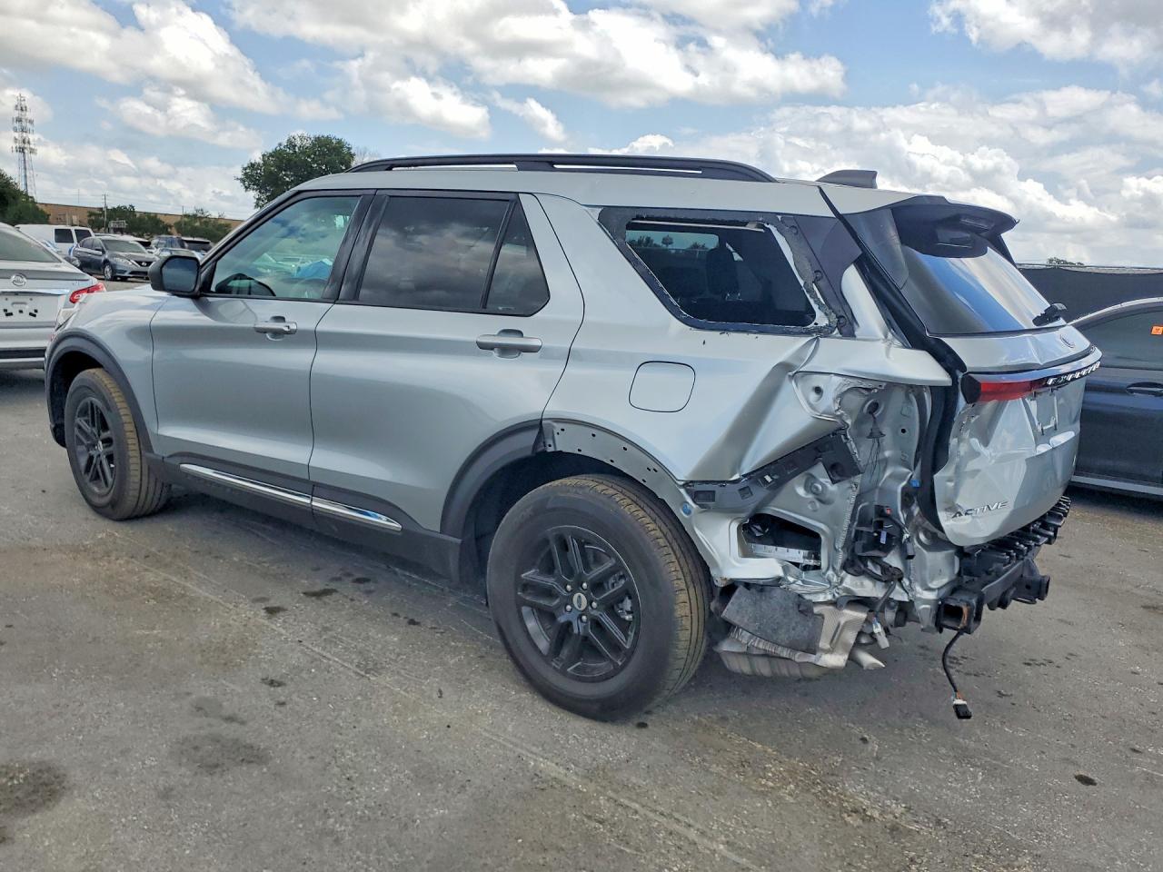 2025 FORD EXPLORER ACTIVE — снимка 2