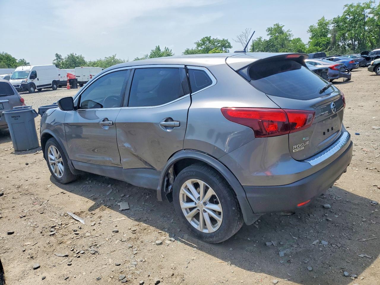 2017 NISSAN ROGUE SPORT S — снимка 2